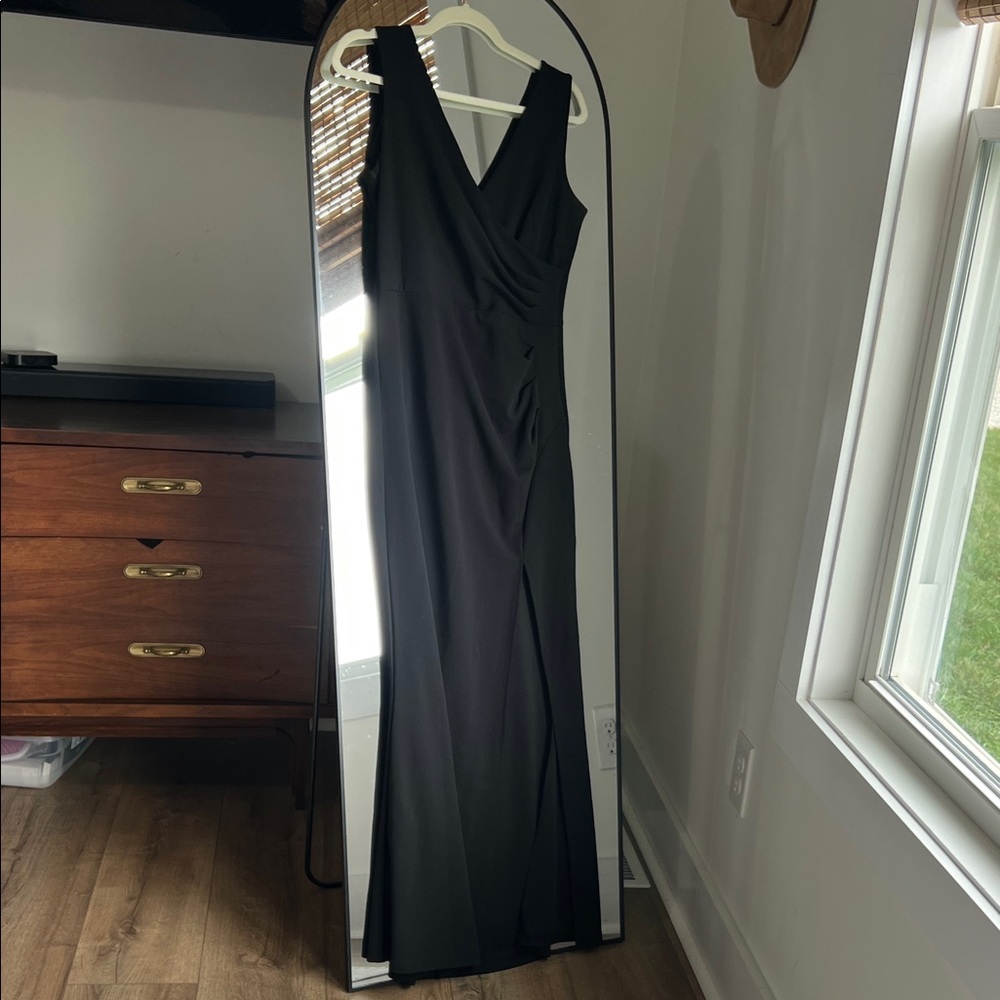 Chic Black Maxi Dress